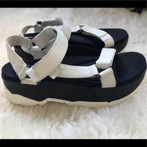 Black and white platform Tevas